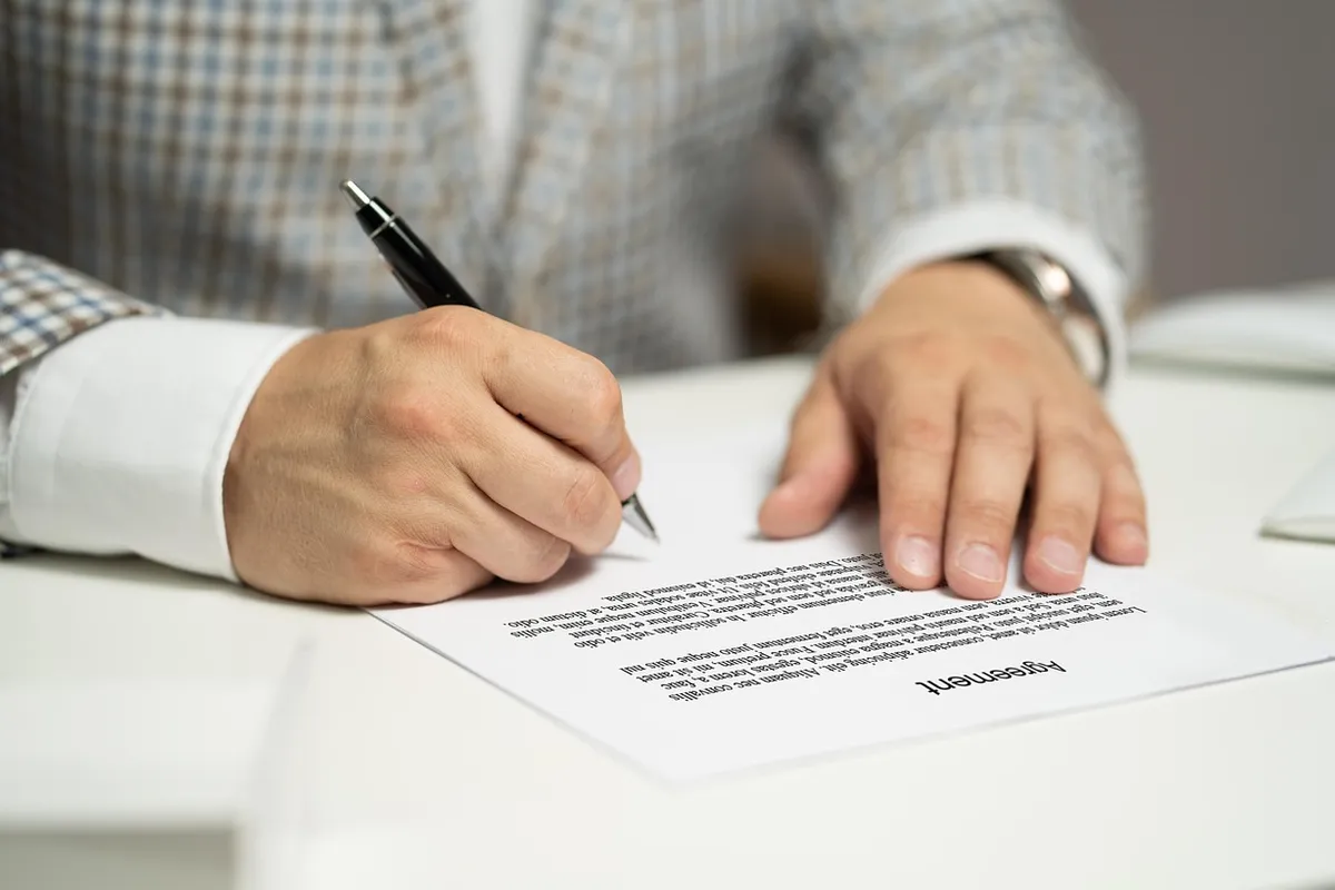 Executing a legal agreement